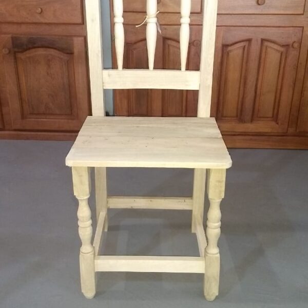 13760-SILLAS TORNEADAS MADERA BLANCA
