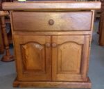 6580-MESA DE LUZ 2 PUERTAS Y 1 CAJON