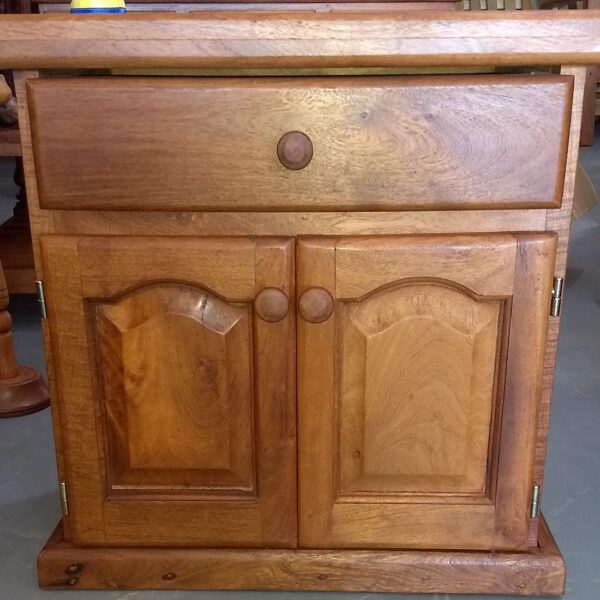 6580-MESA DE LUZ 2 PUERTAS Y 1 CAJON