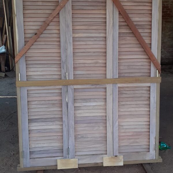 P110-VENTANA 1.50X1.50 MTS  C/CELOSIA